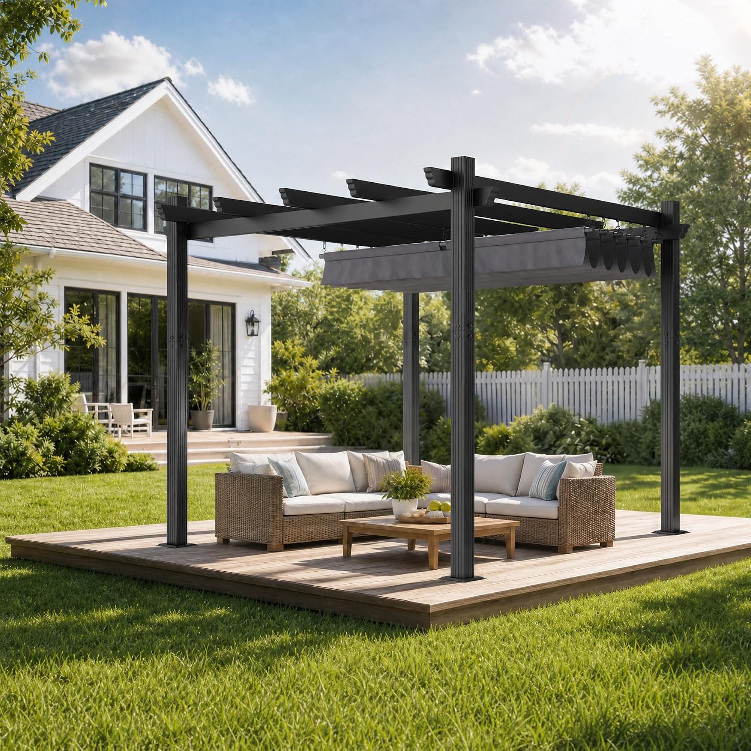 Aluminium-Pergola mit verstellbarem Schiebedach